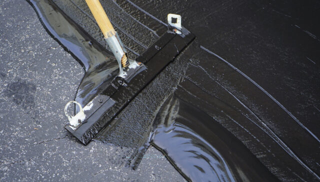 5 Common Mistakes By Amateur Asphalt Sealcoating Companies